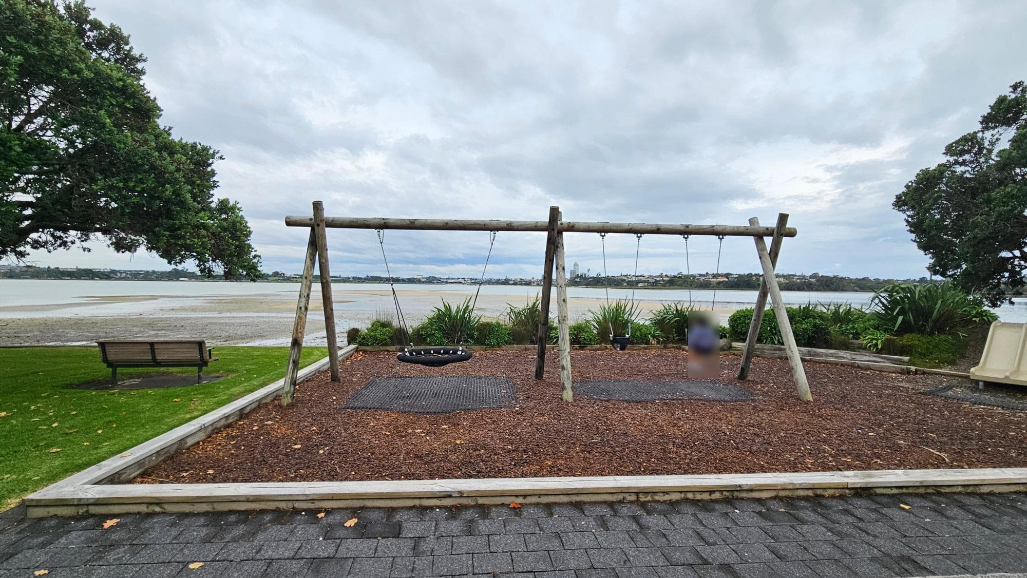 Lansdowne Reserve Playground — Bayswater